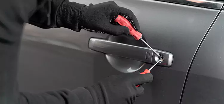 Locked Out of Car Help Esquimalt